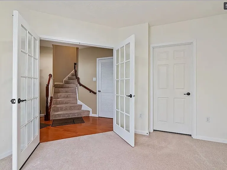 3005 Village Run Rd — Photo 3