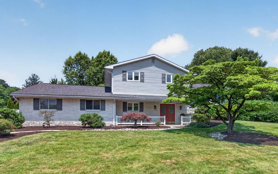 1st image of 5463 Doris Dr