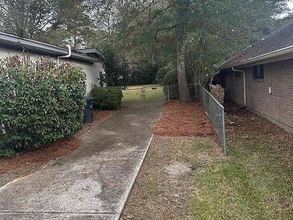 4th image of 2057 Dellwood Dr