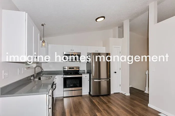 4089 Whitehall Dr — Photo 5