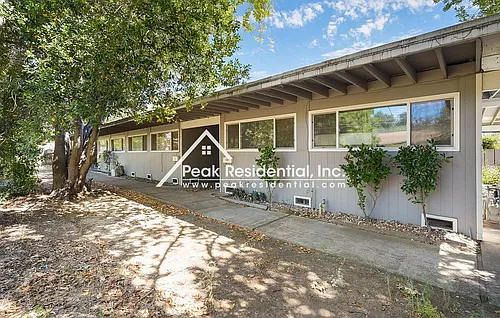 4046 California Ave Photo 1