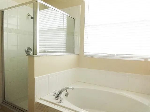 810 Dunkirk Ave NW — Photo 7