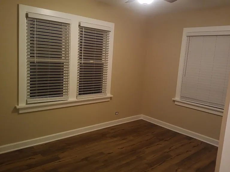 8909 Harms Rd — Photo 10
