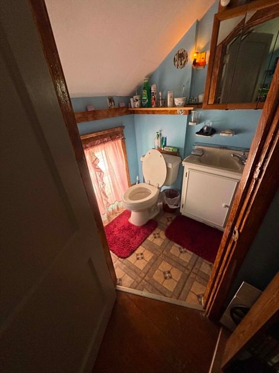 148 Hamlet St, Fall River, MA - View 4