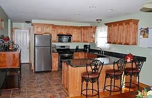 Eat-in Kitchen