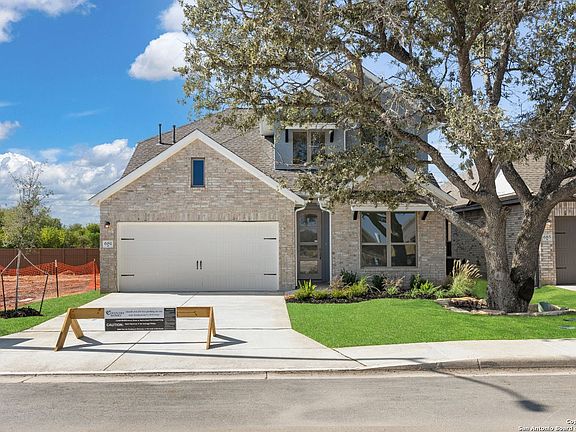3rd image of 681 Broomsedge St