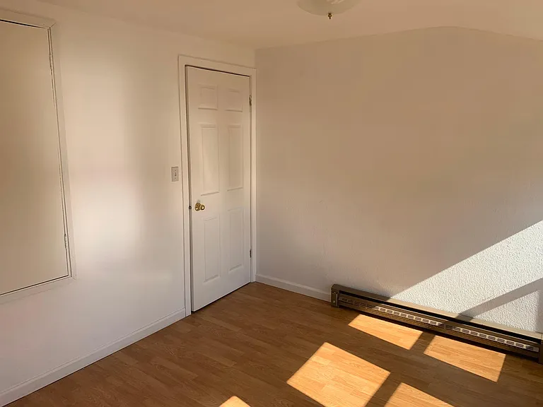 304 S Anderson St — Photo 19
