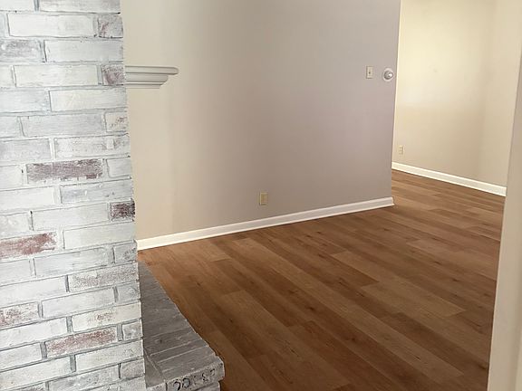 4th image of 6907 S 8th St
