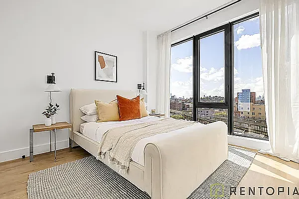 60 Cedar St #9F — Photo 4
