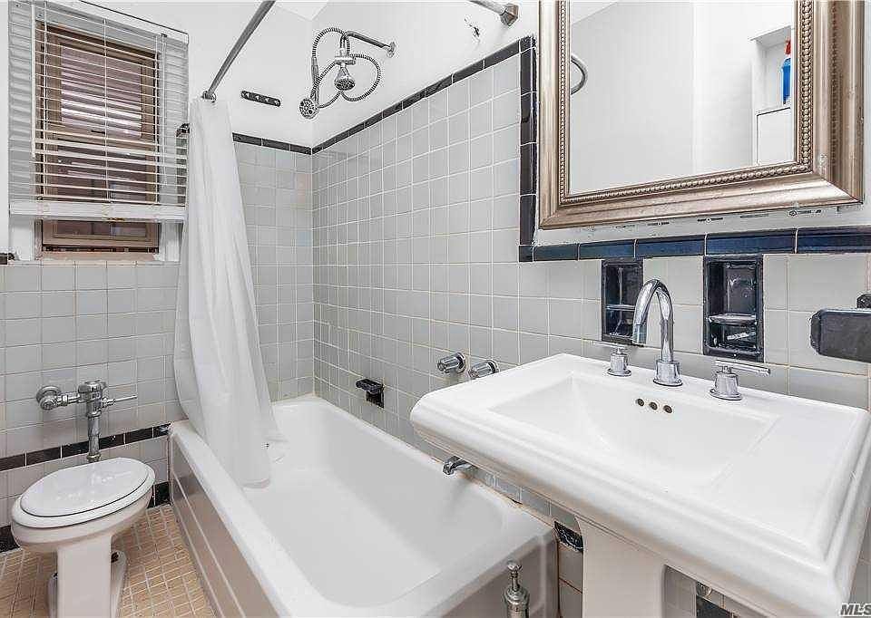 1st image of 8449 168th St APT 3L