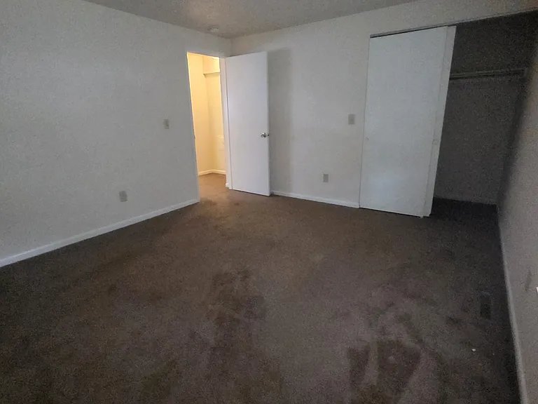 5815 Maple Canyon Ave — Photo 10
