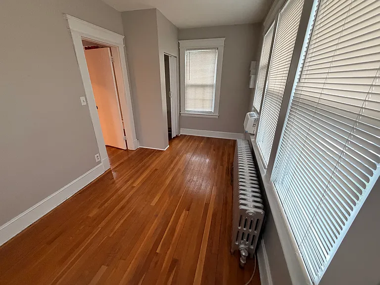 55-57 York St #2 — Photo 5
