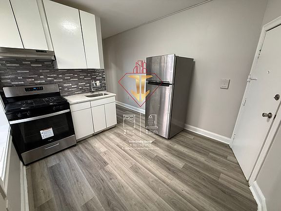 4th image of 5712 Hudson Ave #A10