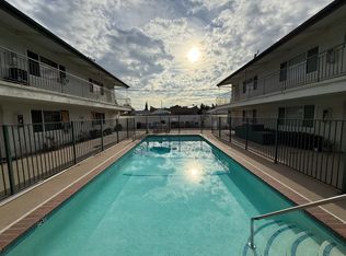 7332 Neo St #D, Downey, CA 90241