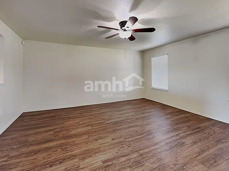 109 Mason Reed Cv — Photo 8