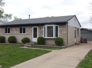 24211 Trombley St, Clinton Township, MI