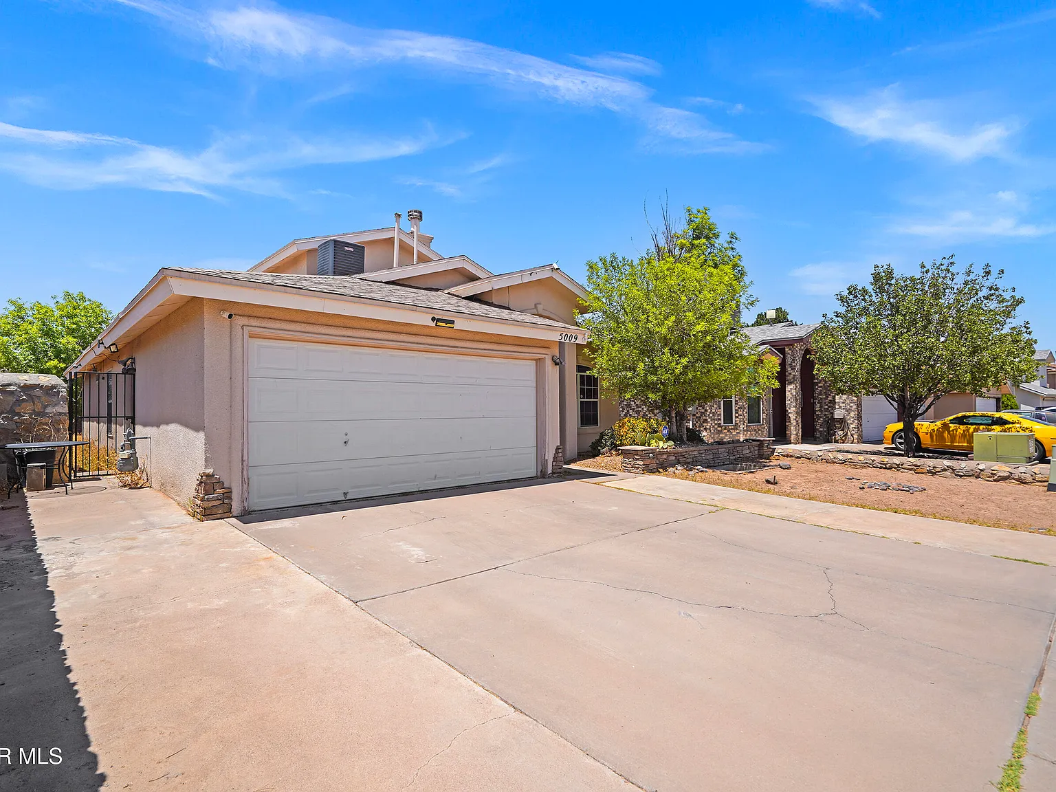 3 bed, 2.0 bath, 1780 sqft, $1,750 — Photo 2