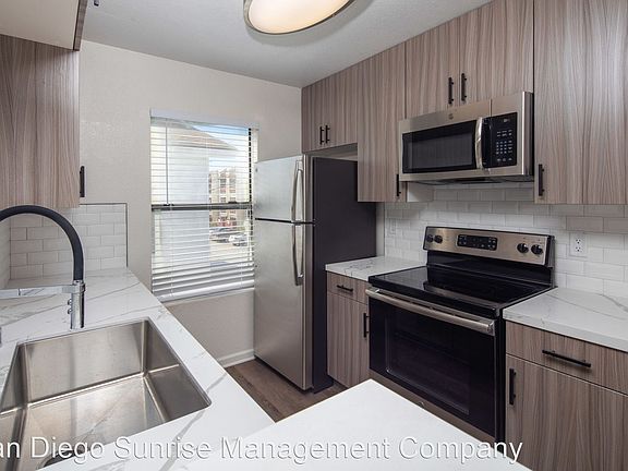 4th image of 3846 35th St APT 3