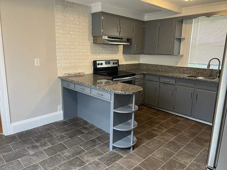 9 Arlington St #1 — Photo 10