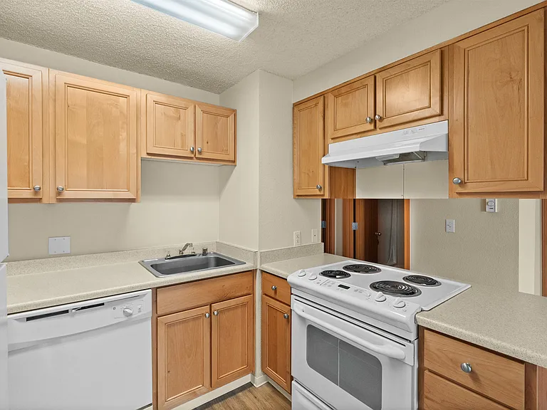 1 Bedroom Standard 648 Sq Ft 1 Bedroom Standard 648 Sq Ft