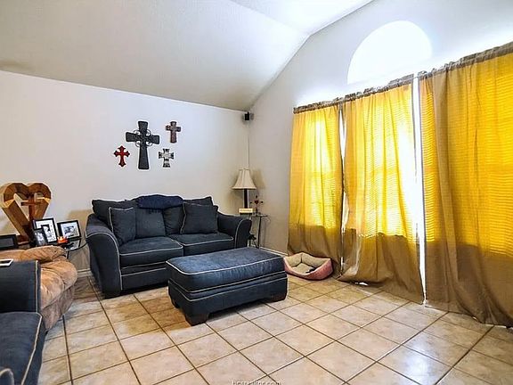 5th image of 1429 Western Oaks Ct #A