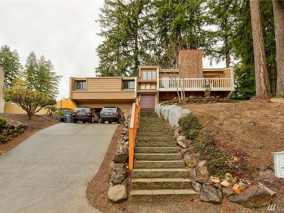 4 bedroom, 2.75 bath, 2,827 sq. ft. home nestled in a lovely treed setting. 