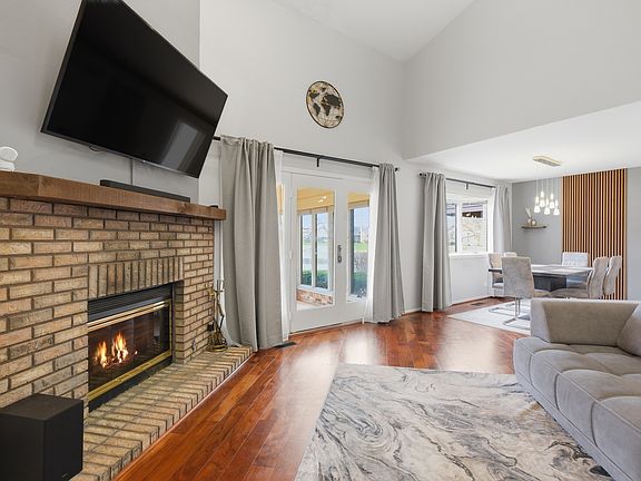 4th image of 1729 Pebble Beach Ct