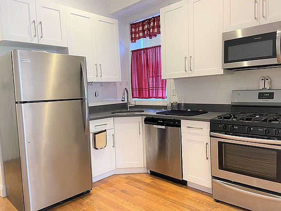 3rd image of 534 New Lots Ave APT 2