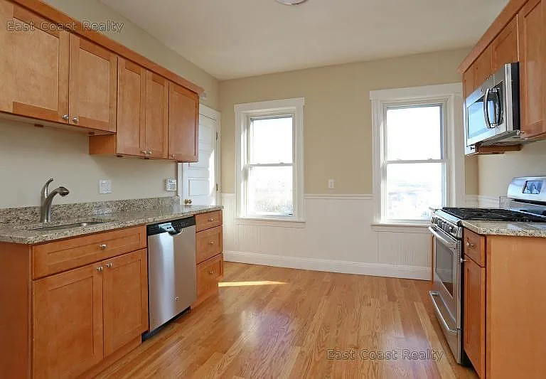 1 Orient Ave #2 — Photo 1