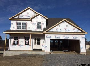 8 Independence Trl, Ballston Spa, NY 12020