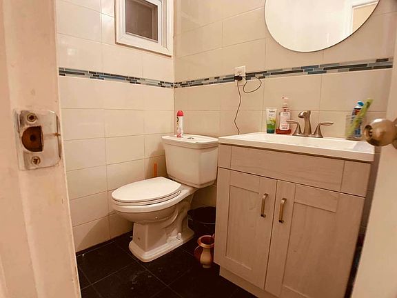 3rd image of 23-28 28th St #1