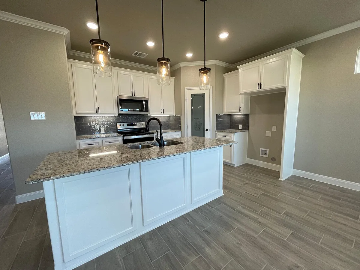 Building Photo - 1427 Black Kettle Trl