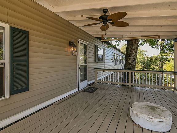 4th image of 163 Shoreline Ln