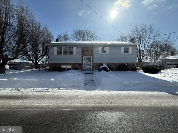 144 Pennsylvania Ave, Shenandoah, PA 17976