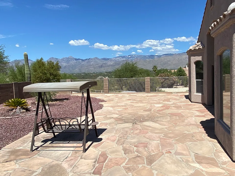 871 N Western Ridge Trl
