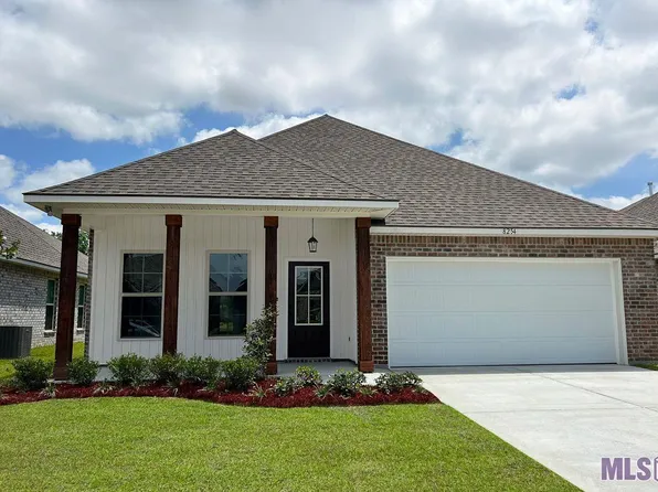 8254 Treeline Dr, Gonzales, LA 70737