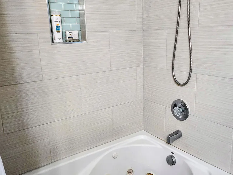 4885 Frink Ave — Photo 24