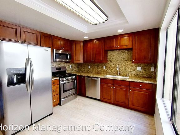 5th image of 1215 Franciscan Ct Unit 1