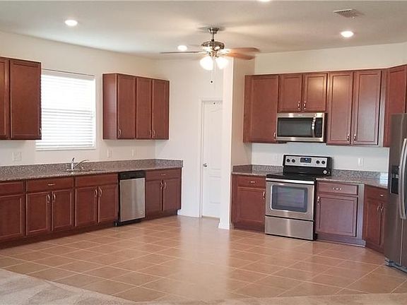 3rd image of 12284 Sumter Dr
