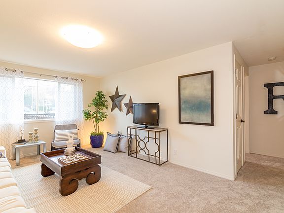 3rd image of 14300 32nd Ave NE APT 108