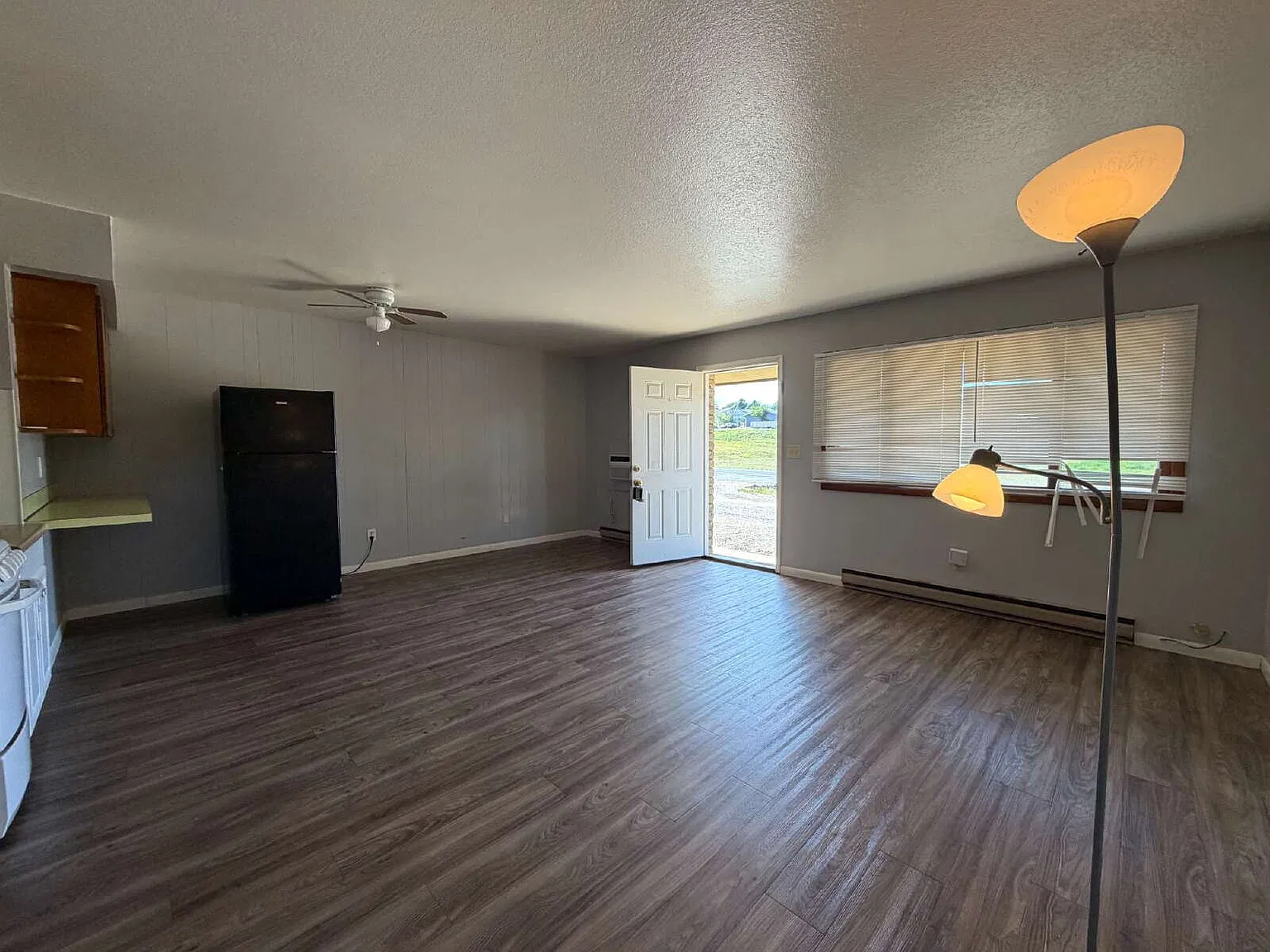 4251 N Viewpoint Dr — Photo 3