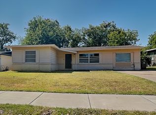 2126 Ridgeway St, Arlington, TX 76010