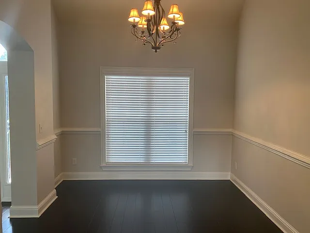 520 Stonegate Trl — Photo 4