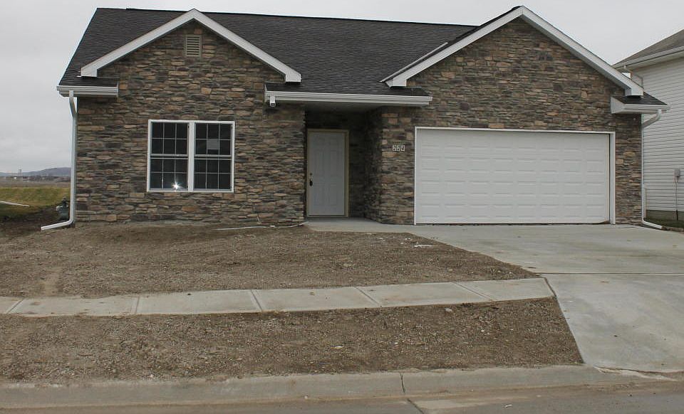 2nd image of 224 Kestrel Ct