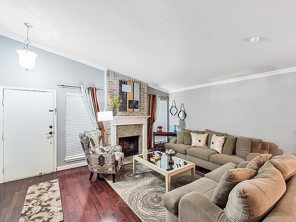 2nd image of 10223 Northview Dr
