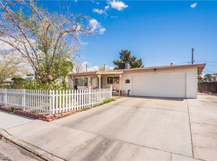 3592 Rio Mayo Dr, Las Vegas, NV 89121