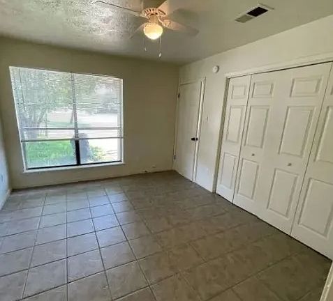 2nd image of 2525 Cypress Dr