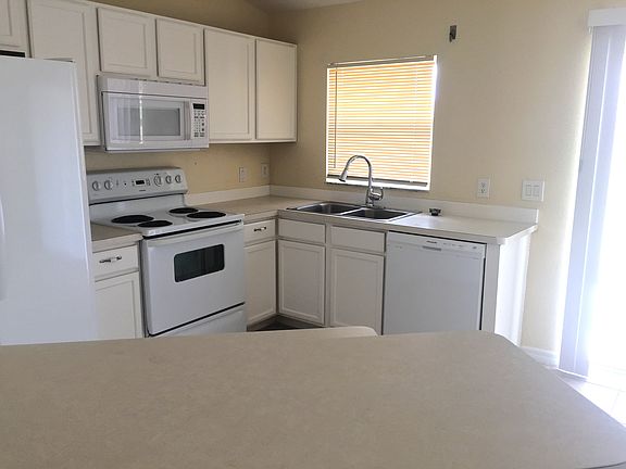 4th image of 2020 NW Juanita Pl