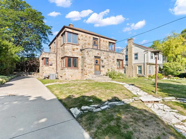 3765 S 3rd STREET, Milwaukee, WI 53207