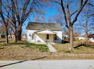 206 W 2nd St, Lowry City, MO 64763